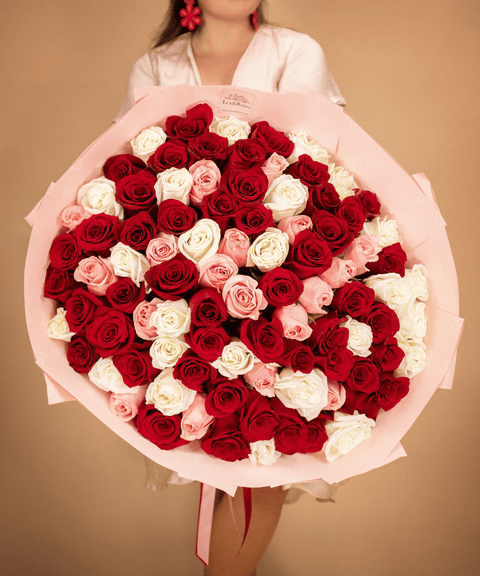 Red Deluxe Bouquet