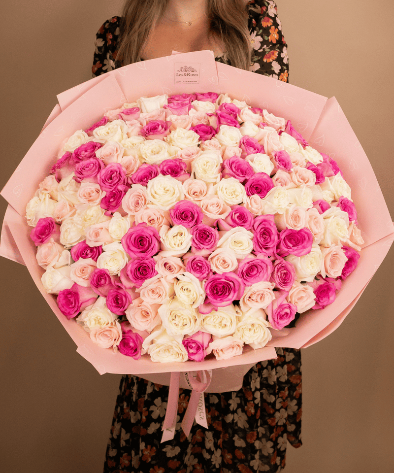 Pink Deluxe Rose Bouquet - Valentines